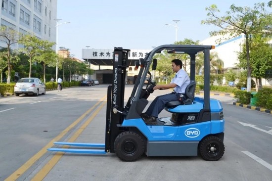 快看！原來這么多“企業”都選擇比亞迪叉車！